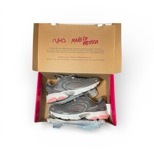 Rykä Ultimate Women's Walking Shoes. Gray with Pink Highlights